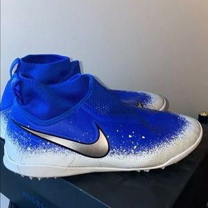 Nike phantom soccer turf